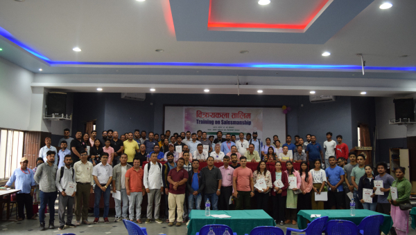 विक्रयकला सम्बन्धी तालिम सम्मन्न